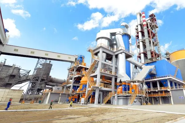 Цементная отрасль России сталкивается с вызовами логистики и падением спроса на жилье Цементная отрасль России сталкивается с вызовами логистики и падением спроса на жилье